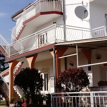 فندق جادرانوفوفي  Haus Silvia المظهر الخارجي الصورة